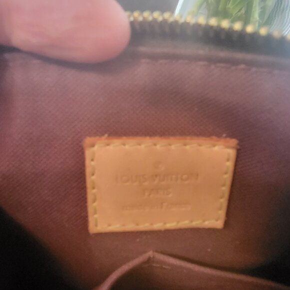 Louis Vuitton Rivoli PM Crossbody bag - Picture 16 of 16